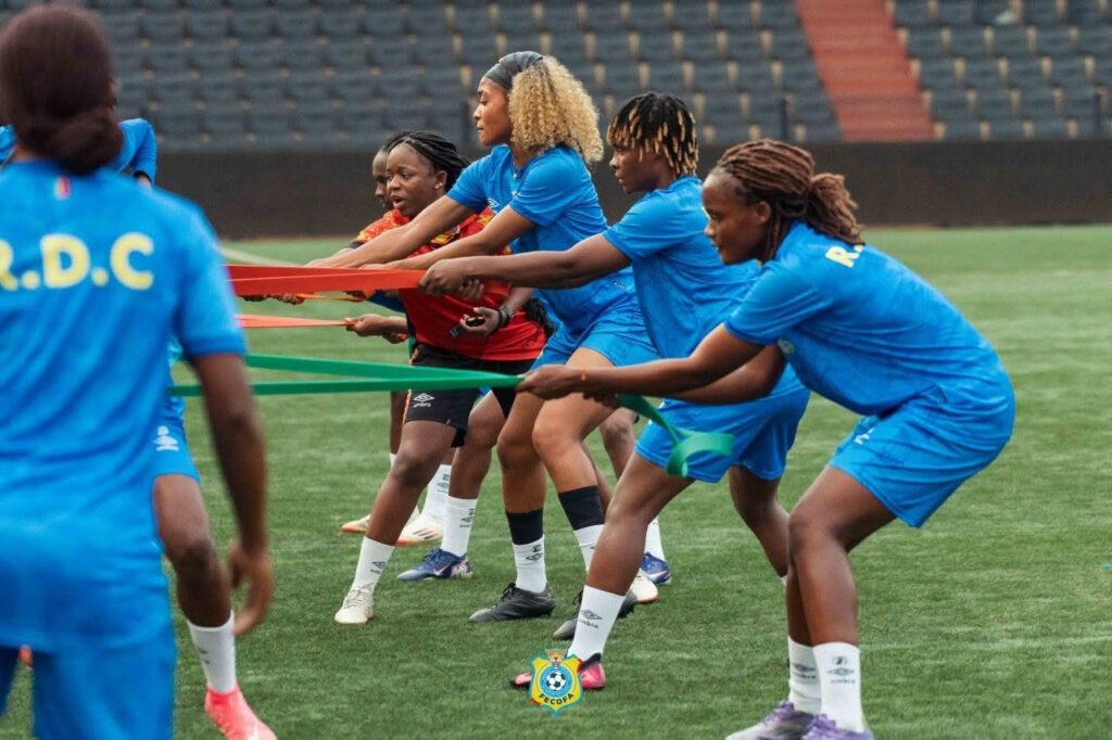 Poursuite de la préparation des Léoaprds dames au stade Mazembe